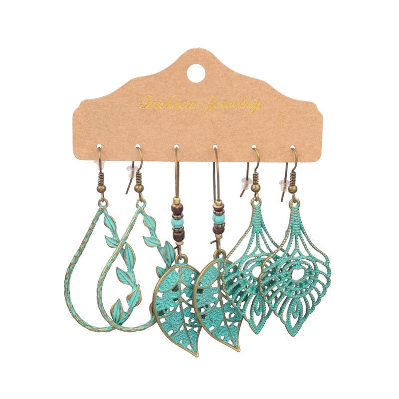Bryn Feather Flower Earring Sets