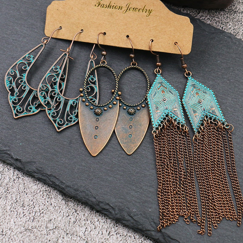 Bryn Feather Flower Earring Sets